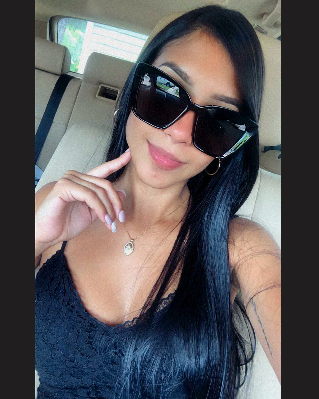 <em>Stephanie .H</em>